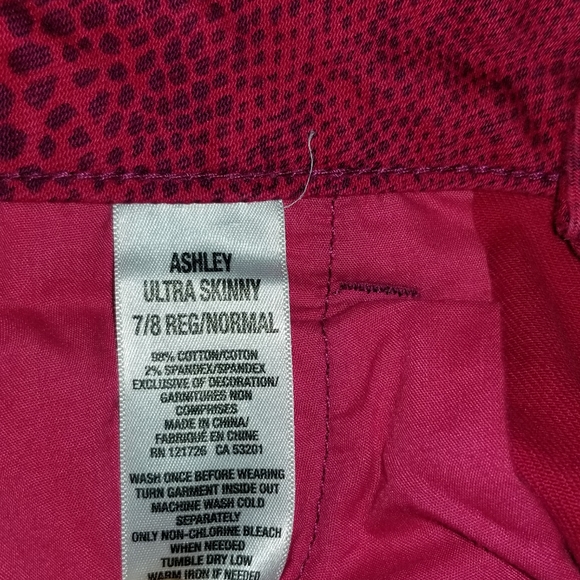 Aeropostale Hot Pink (snake skin print) Skinny Jean's Size 7/8 - Picture 7 of 10